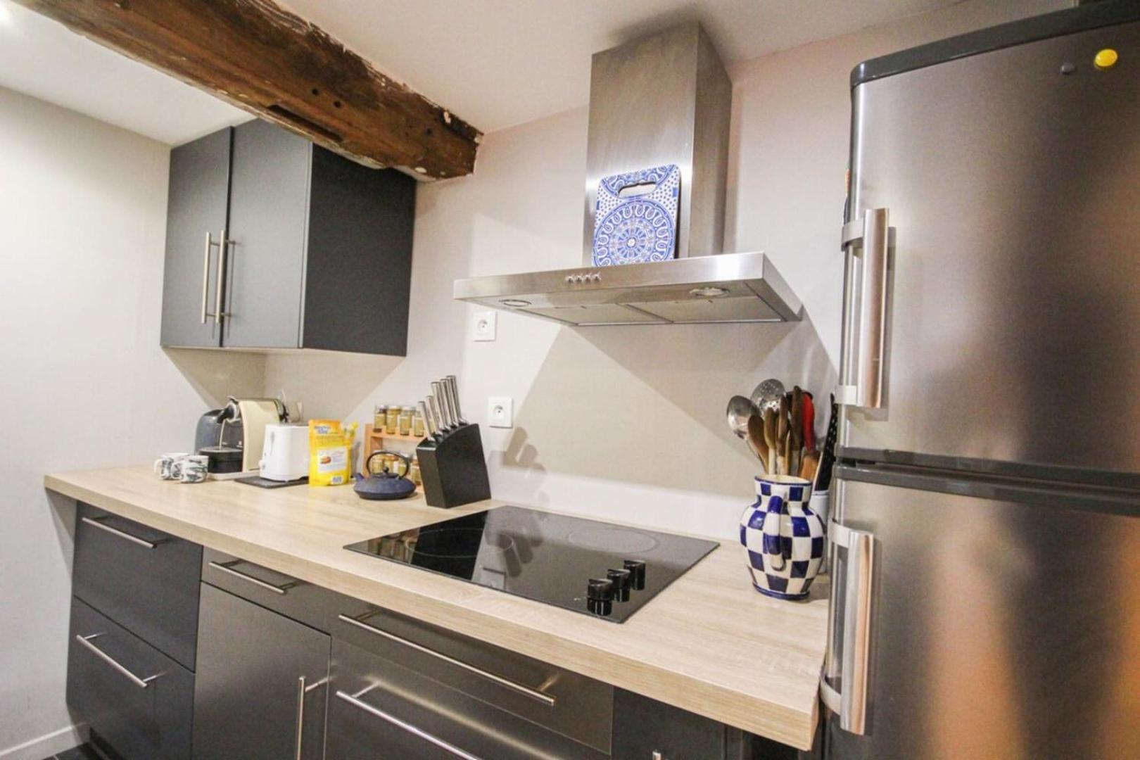 Duplex In The Heart Of Old Terrace + Parking Apartment *
